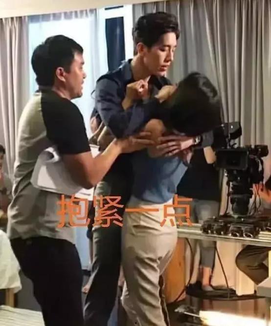 自制视频吃瓜群众怎么拍