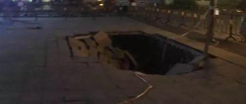 蓉城吃瓜群众事件真相,揭秘背后真相